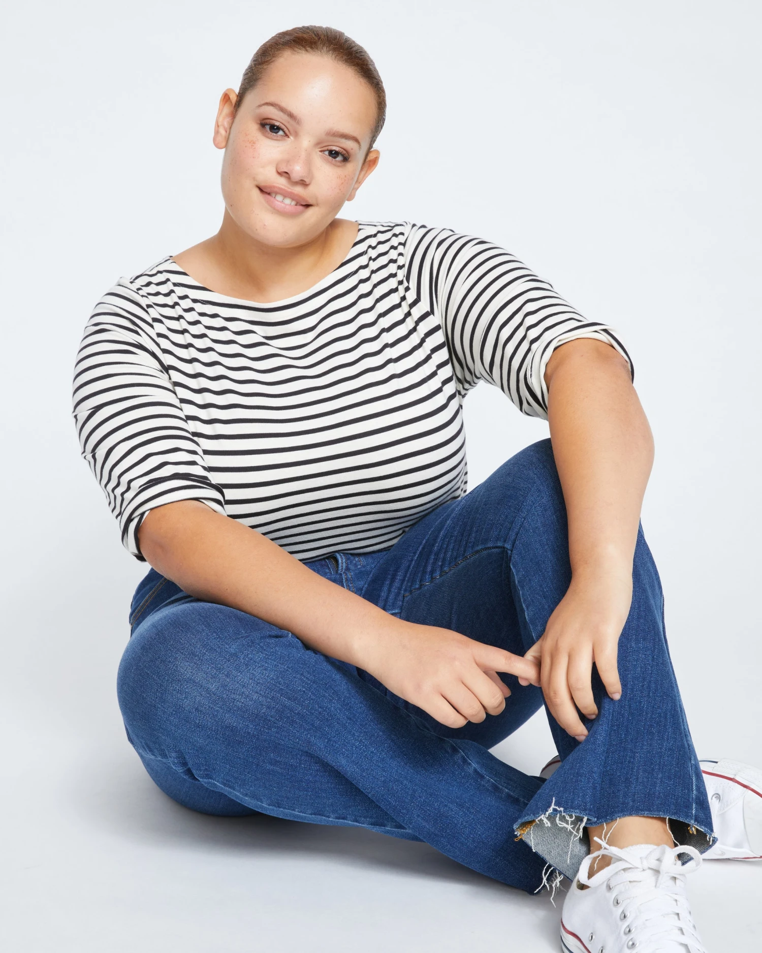 Riviera High Rise Bootcut Jeans - Stonewash Indigo - Image 2