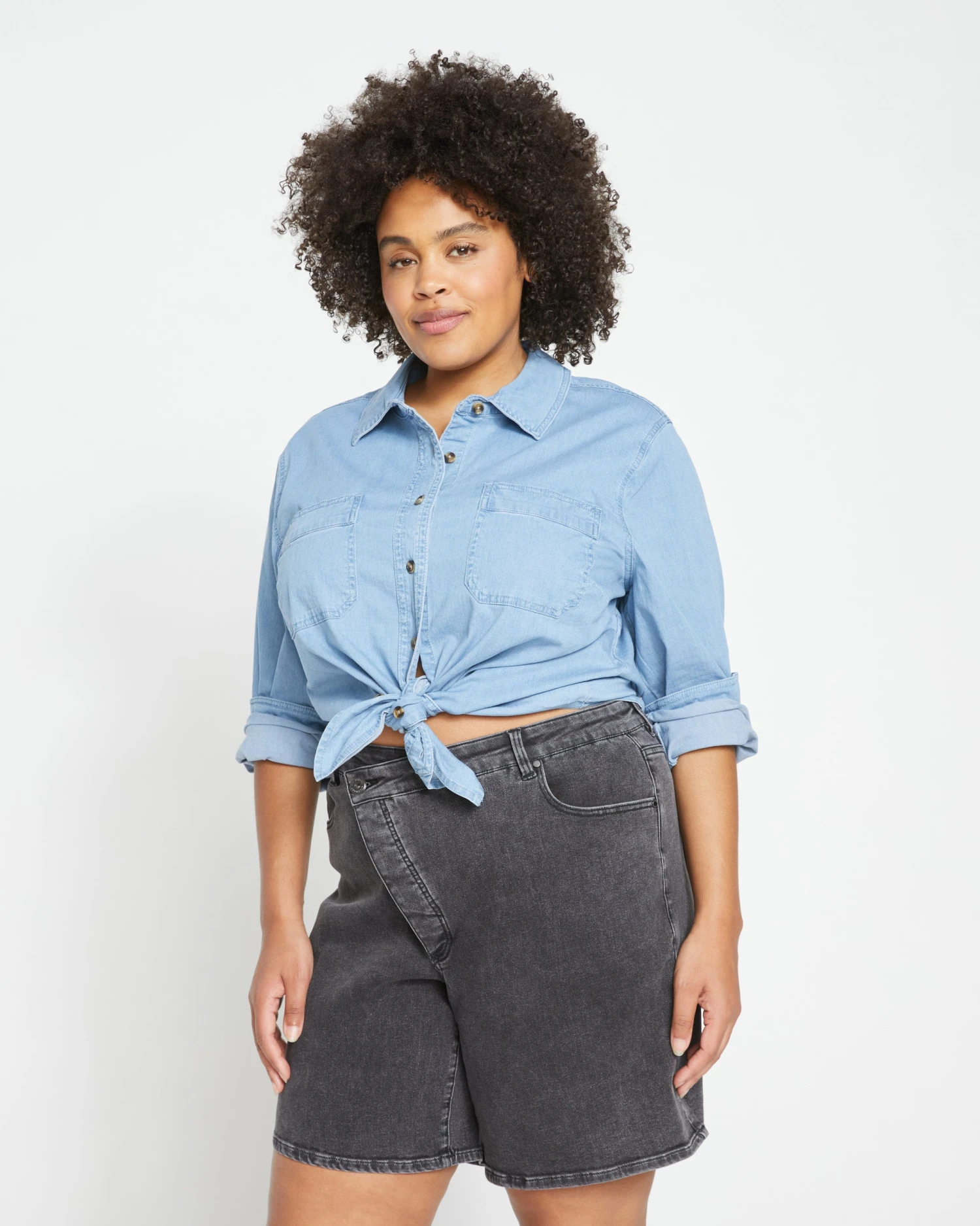 Katie High Rise Crossover Denim Shorts - Washed Black - Image 2