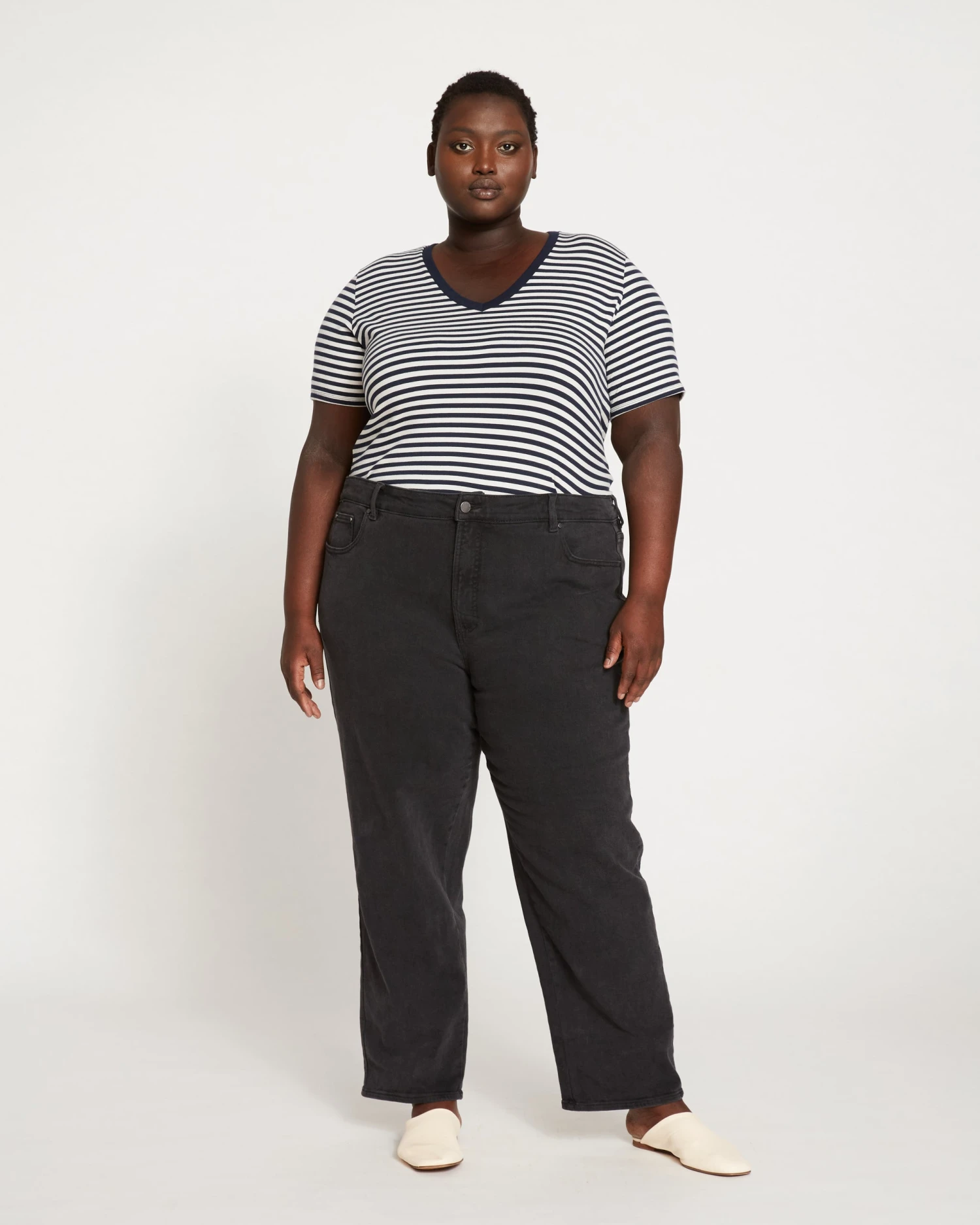 Etta High Rise Straight Leg Jeans 31 Inch - Washed Black