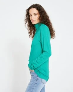 Close Fit Turtleneck - Green Lake -ChicLuxe Store JERSEYTURTLENECK Greenlake USTO0953B 473 003 016 2048x