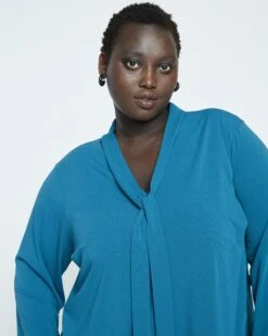 Crepe Jersey Long Sleeve Tess Blouse - Midnight Rain -ChicLuxe Store Long Sleeve Paradiso Blouse Legion Blue L USTO1396L 574 001 010 2048x