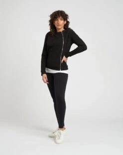 Meridian Zip Pullover - Black -ChicLuxe Store MeridianZipPullover Black US20041 001 1954 min 2048x