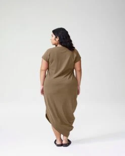 Iconic Petite Geneva Dress - Crocodile -ChicLuxe Store Petite GenevaDress RumRaisin 1026 065 2048x