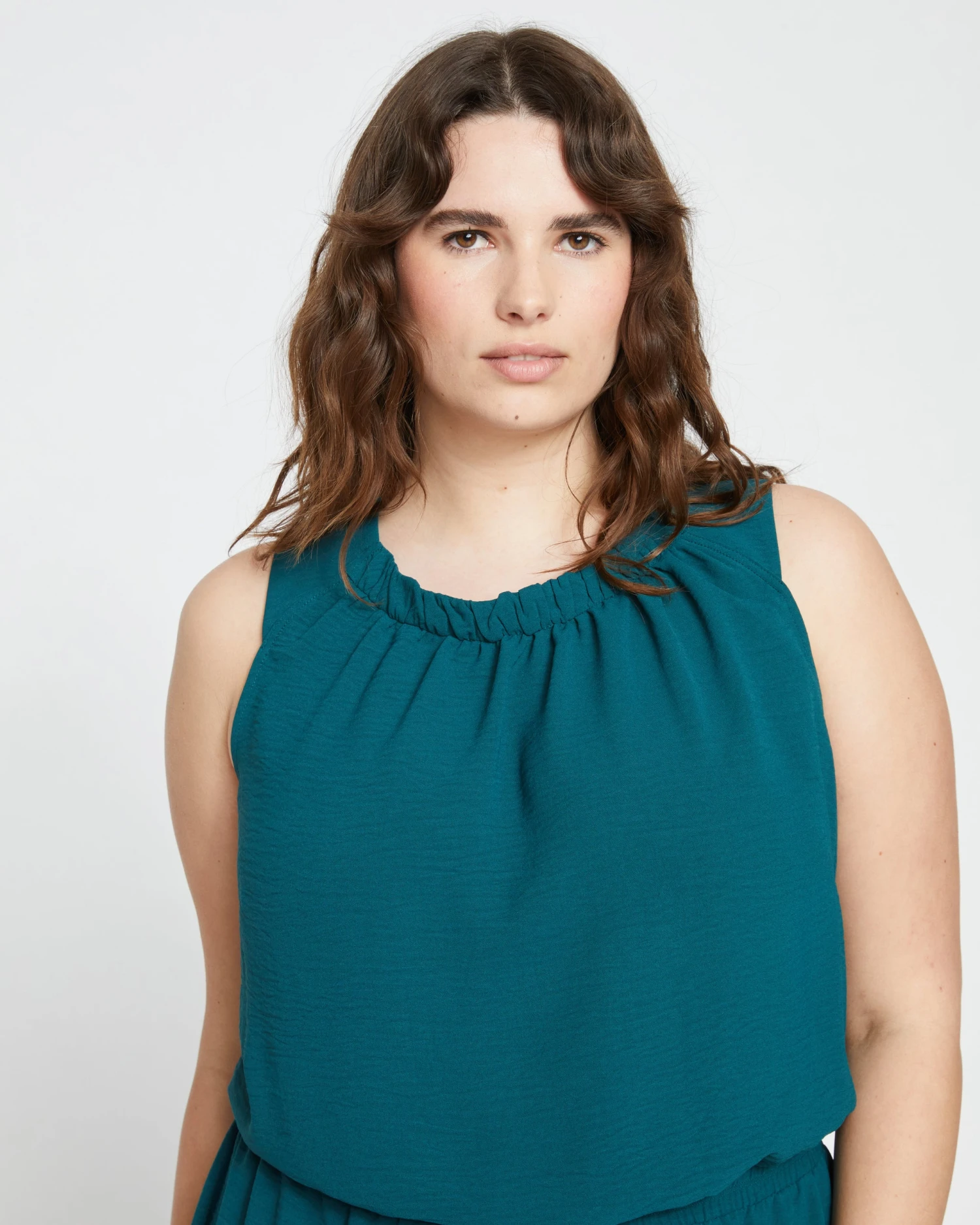 Isola Crinkle Crepe Dress - Sea Moss - Image 2