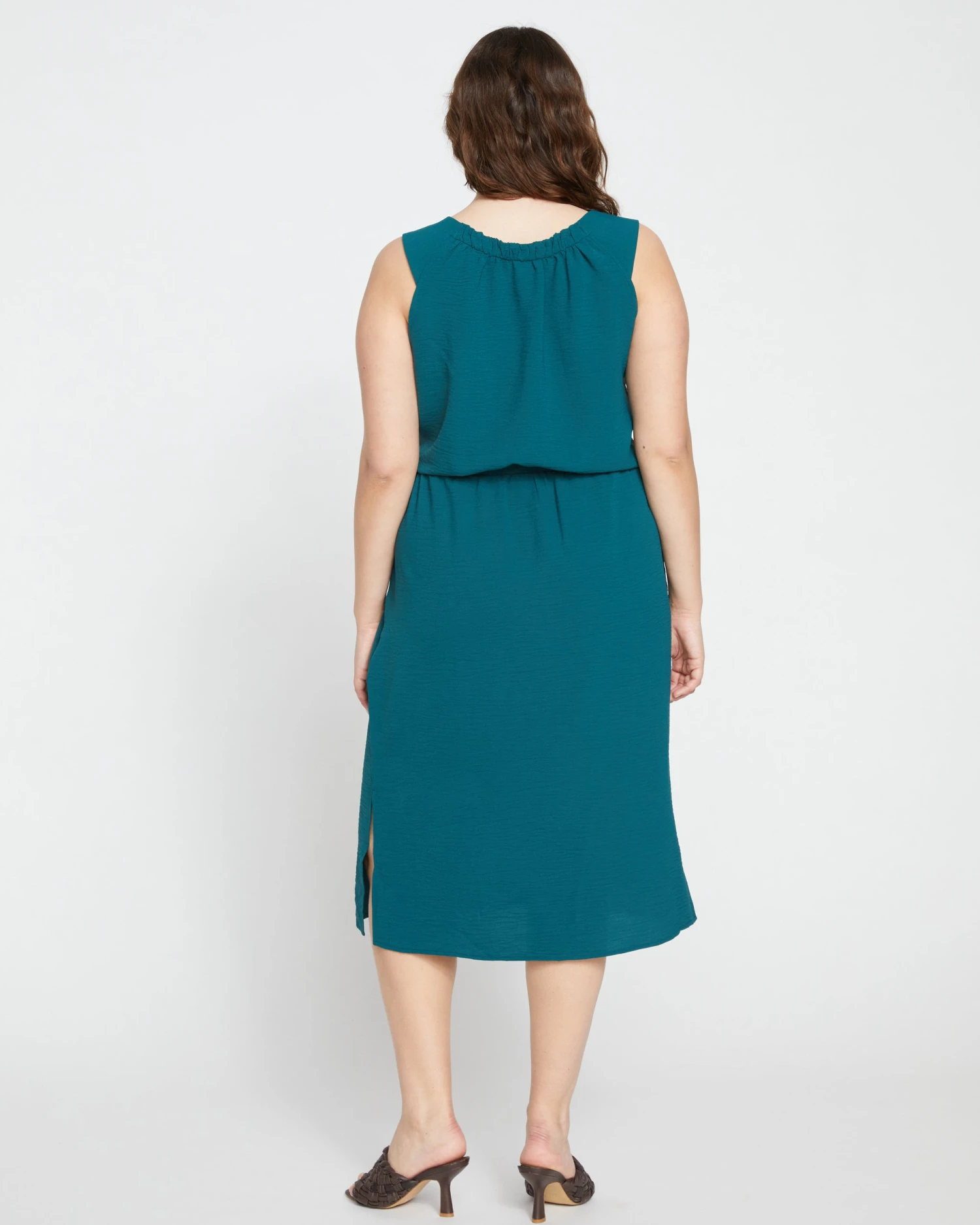 Isola Crinkle Crepe Dress - Sea Moss - Image 4