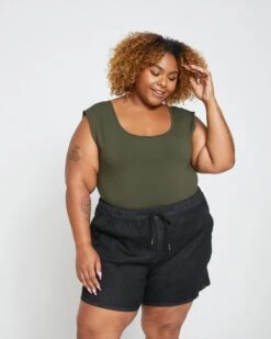 ComfortDenim Marche Shorts - Black -ChicLuxe Store Weekend Shorts Black USPA0977S 002 009 2048x