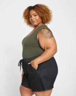 ComfortDenim Marche Shorts - Black -ChicLuxe Store Weekend Shorts Black USPA0977S 003 018 2048x